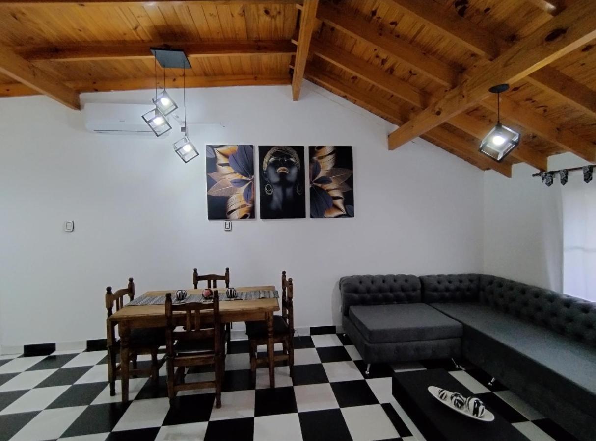 דירות Luis Guillon Casa Ana, Departamento Amplio A 20 ' Aeropuerto מראה חיצוני תמונה